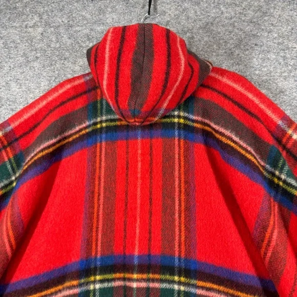 Vintage Edinburgh Woollen Mill Red Plaid Tartan Wool Poncho Cape Hooded Fringe - Picture 14 of 16